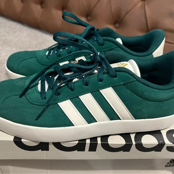 NWT Adidas VL Court Shoes W Sz 8 / M Sz 7 - Picture 3 of 4